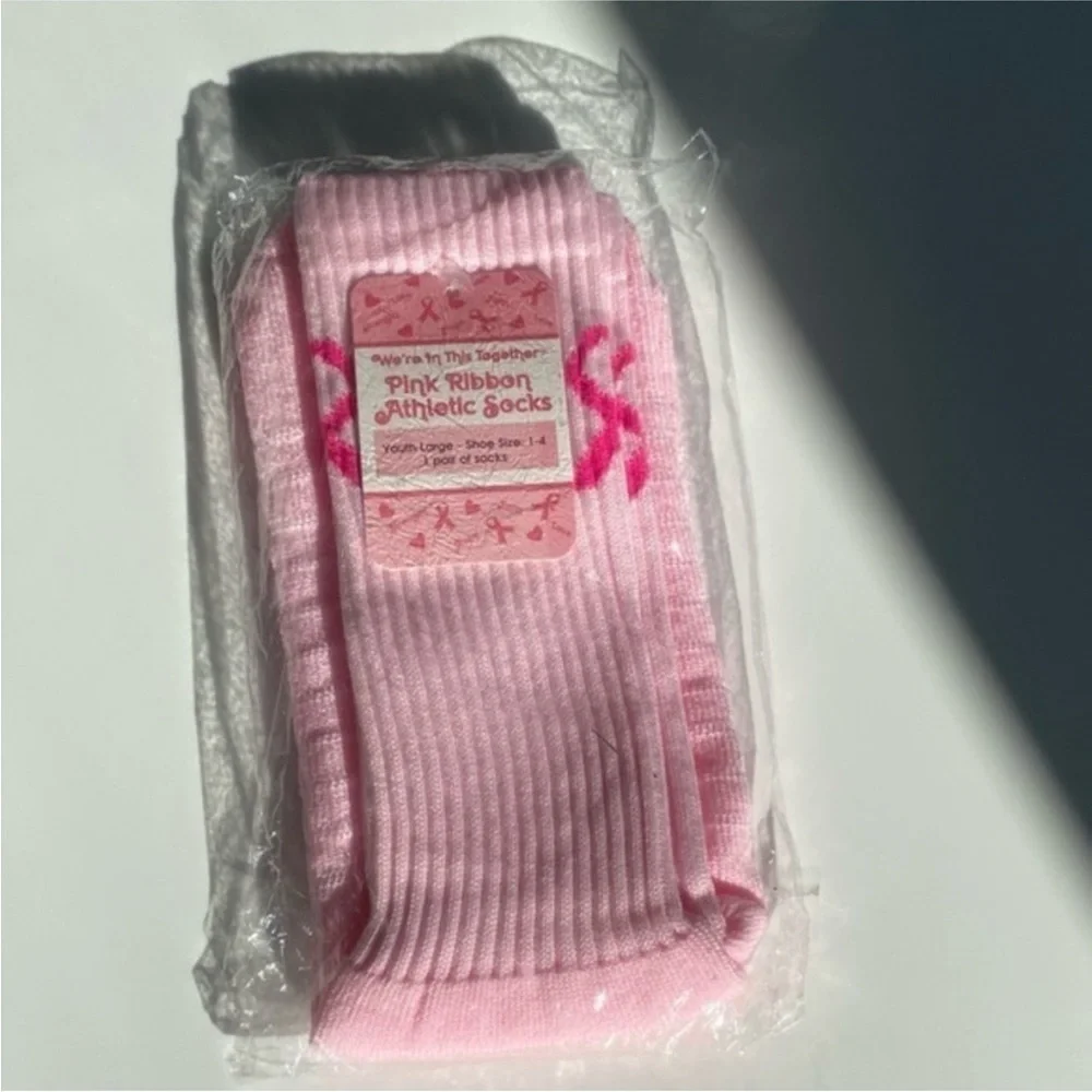 NWT Pink Soccer Knee High Athletic Socks- Shoe Size 1-4